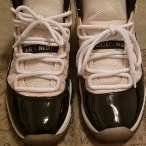 Air Jordan 11s Concord sz 10 Great condition!